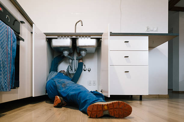 Professional Plumbing technician working in Glyndon, MD